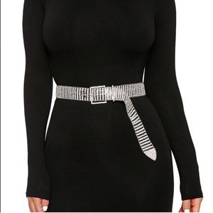 Faux rhinestone belt